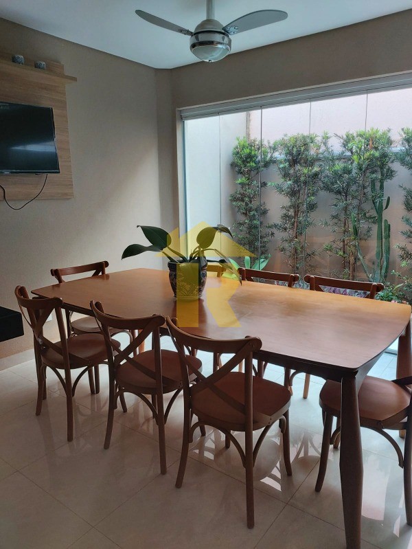 Casa de Condomínio com 3 quartos à venda, 160m² — foto 16 de 17