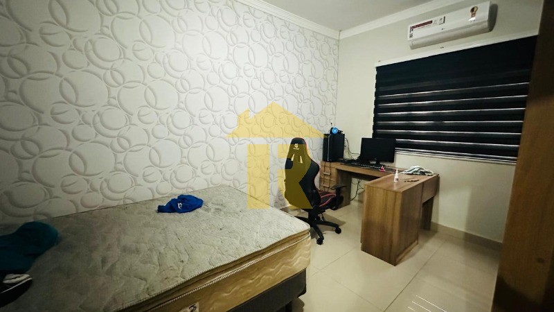 Casa com 3 quartos à venda, 260m² — foto 9 de 13