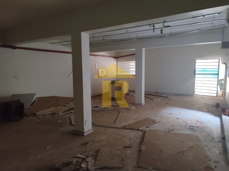Loja / Salão / Ponto Comercial  para aluguel, 650m² — foto 11 de 20