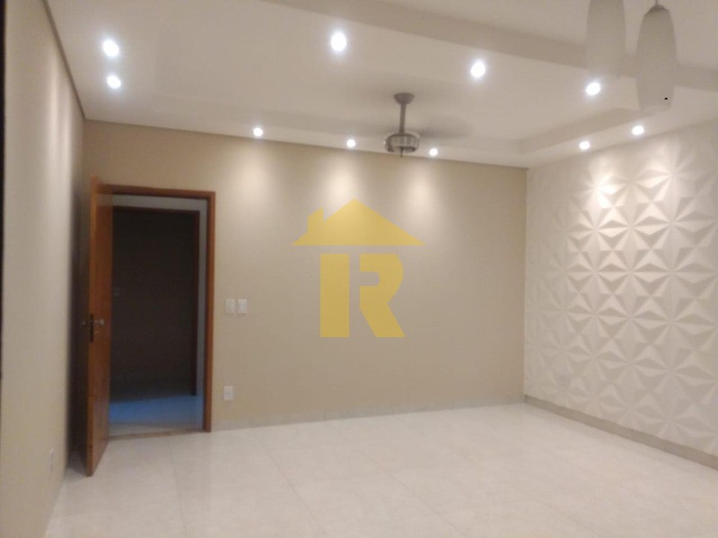 Casa com 2 quartos à venda, 220m² — foto 7 de 33