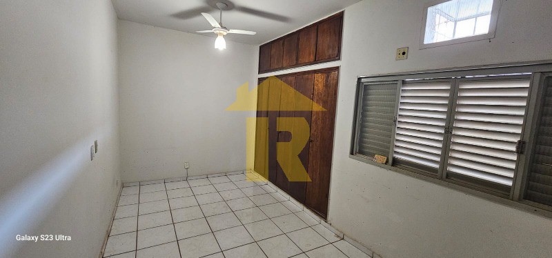 Casa com 3 quartos à venda e aluguel, 155m² — foto 6 de 10