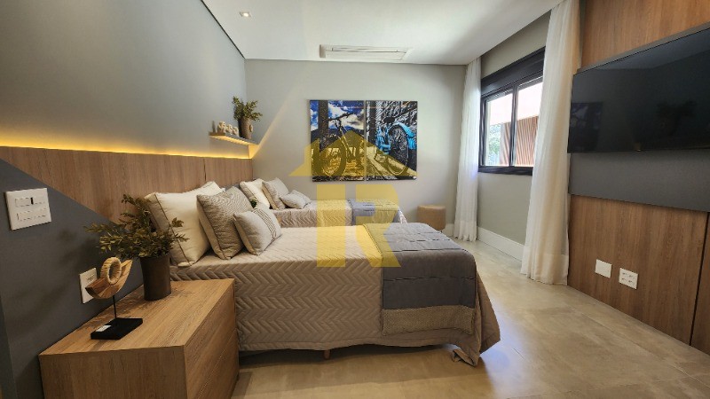 Casa com 6 quartos à venda — foto 32 de 50
