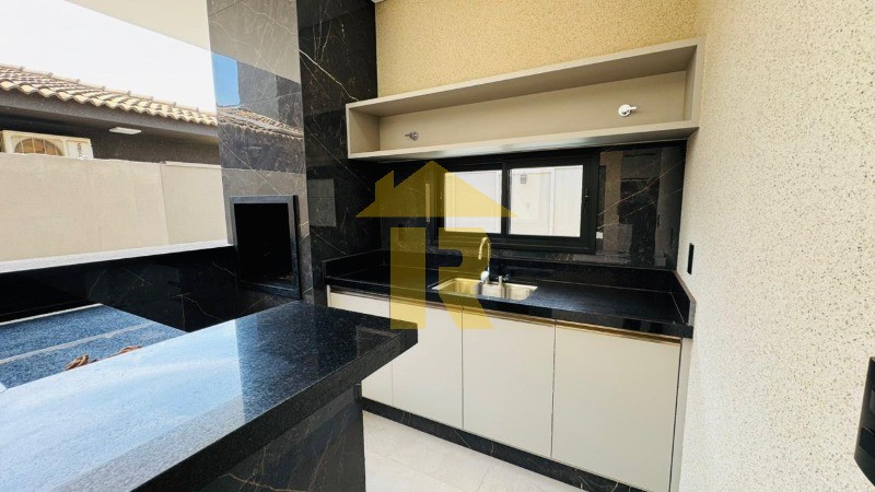Casa de Condomínio com 3 quartos à venda, 220m² — foto 24 de 28