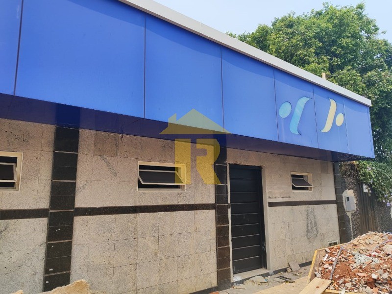 Loja / Salão / Ponto Comercial  para aluguel, 650m² — foto 2 de 20
