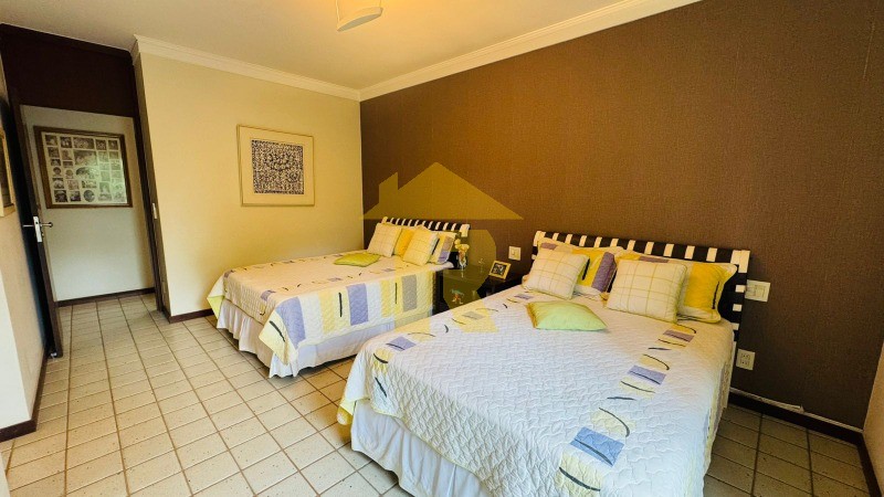 Casa de Condomínio com 4 quartos à venda, 370m² — foto 23 de 42