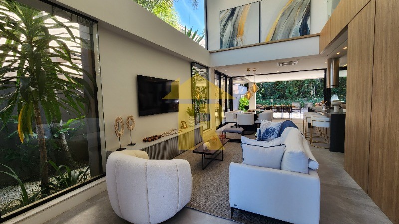 Casa com 6 quartos à venda — foto 5 de 43