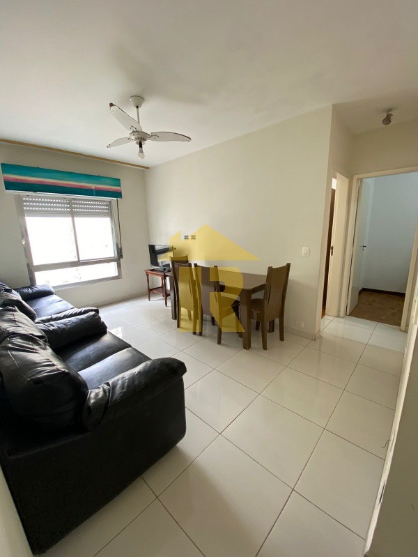Apartamento com 2 quartos à venda, 60m² — foto 2 de 15