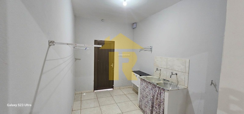 Casa com 2 quartos à venda, 100m² — foto 14 de 17