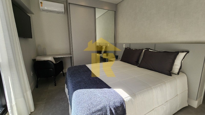 Casa com 6 quartos à venda — foto 37 de 43