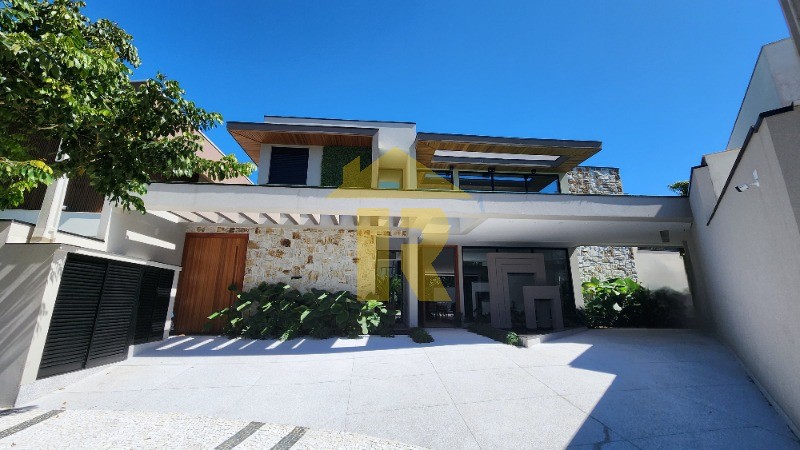 Casa com 6 quartos à venda — foto 4 de 50