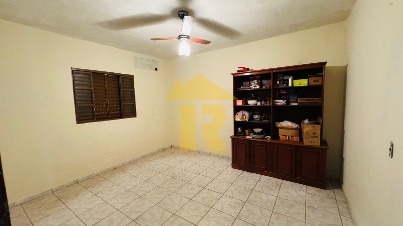 Casa com 2 quartos à venda, 190m² — foto 10 de 12
