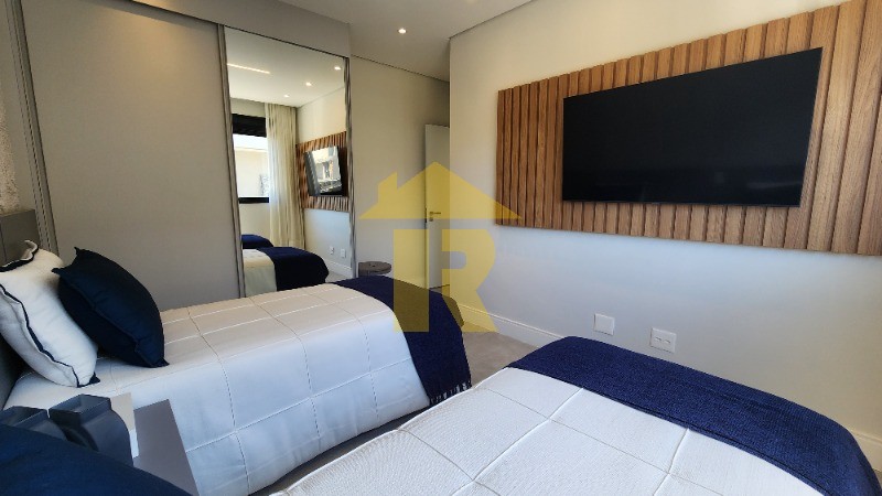 Casa com 6 quartos à venda — foto 28 de 43