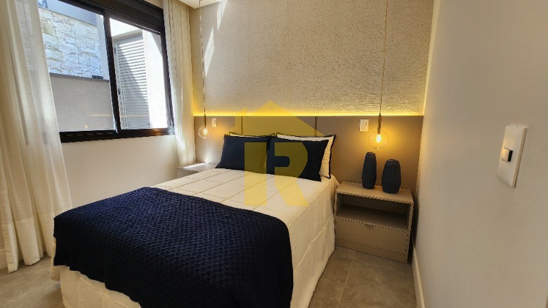Casa com 6 quartos à venda — foto 7 de 43