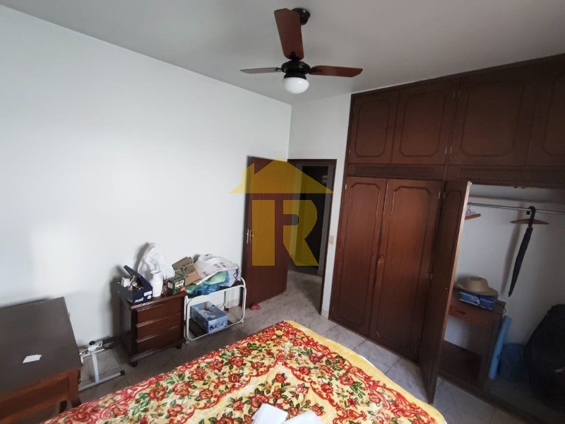 Casa com 3 quartos à venda, 228m² — foto 5 de 15