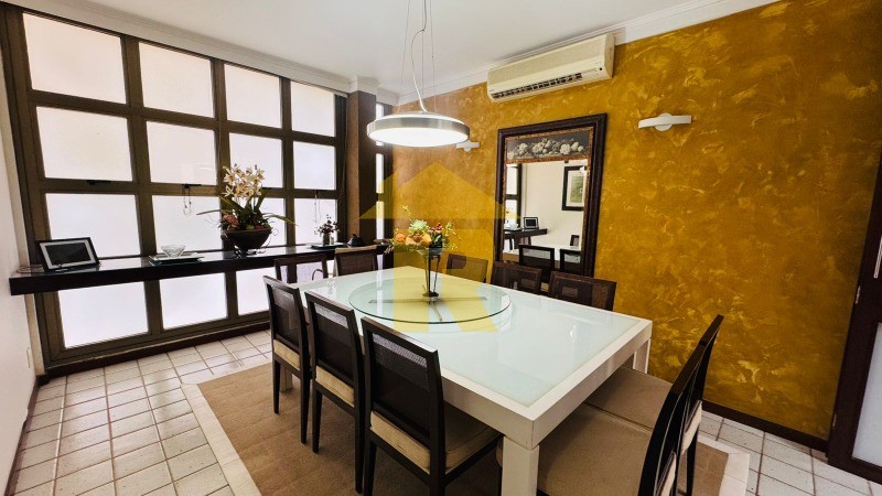 Casa de Condomínio com 4 quartos à venda, 370m² — foto 13 de 42