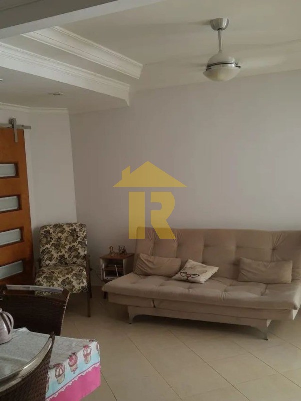Casa de Condomínio com 3 quartos à venda, 130m² — foto 2 de 27