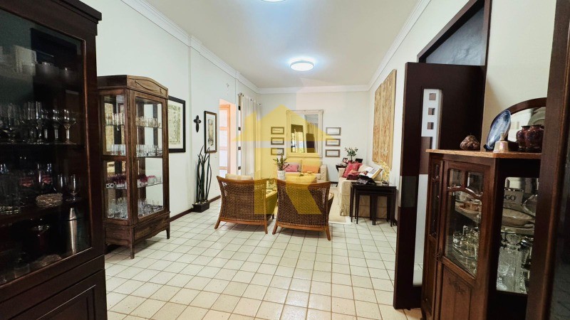 Casa de Condomínio com 4 quartos à venda, 370m² — foto 15 de 42