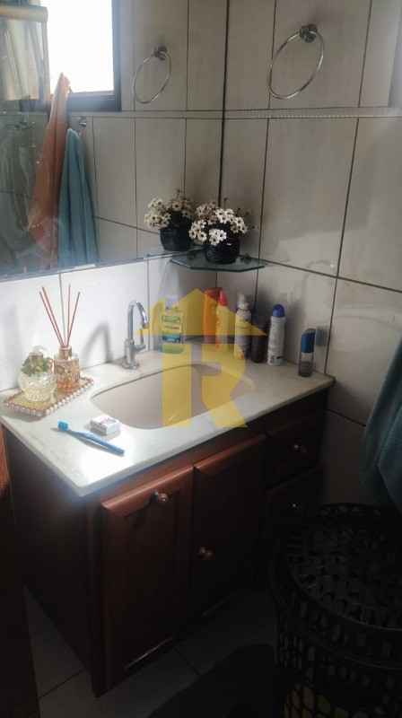 Apartamento com 3 quartos à venda, 98m² — foto 33 de 35