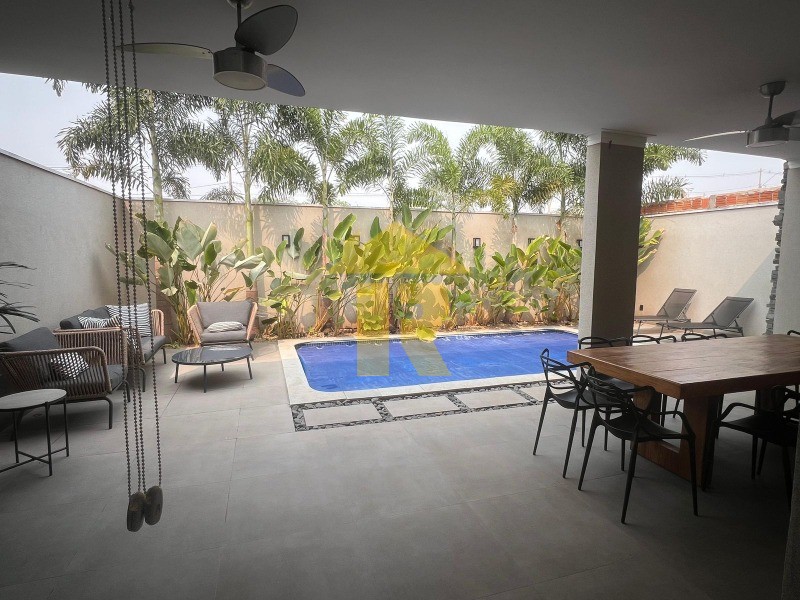 Casa de Condomínio com 2 quartos à venda, 200m² — foto 20 de 29