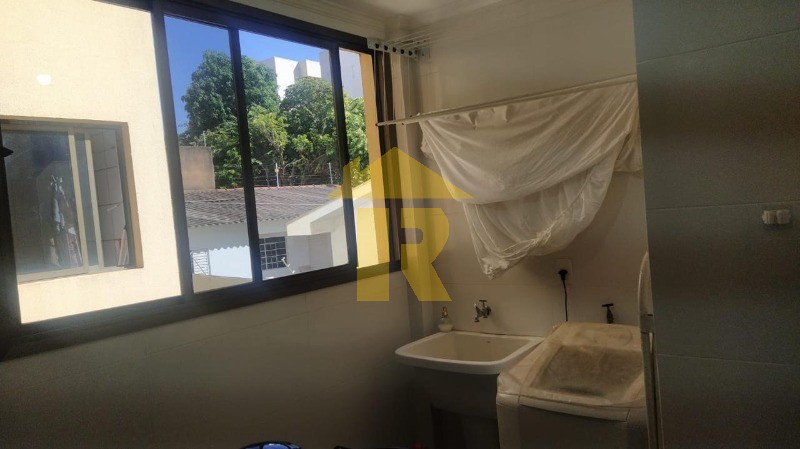 Apartamento com 3 quartos à venda, 98m² — foto 17 de 35