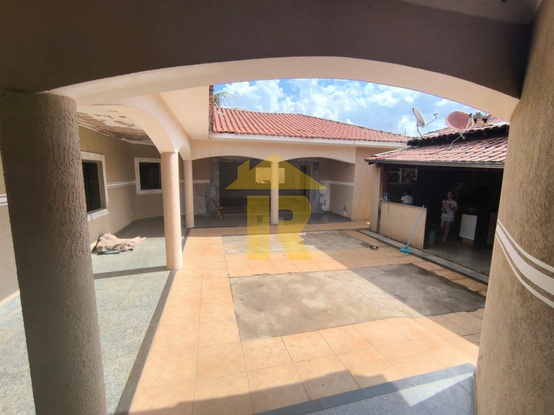 Casa com 2 quartos à venda, 280m² — foto 17 de 24