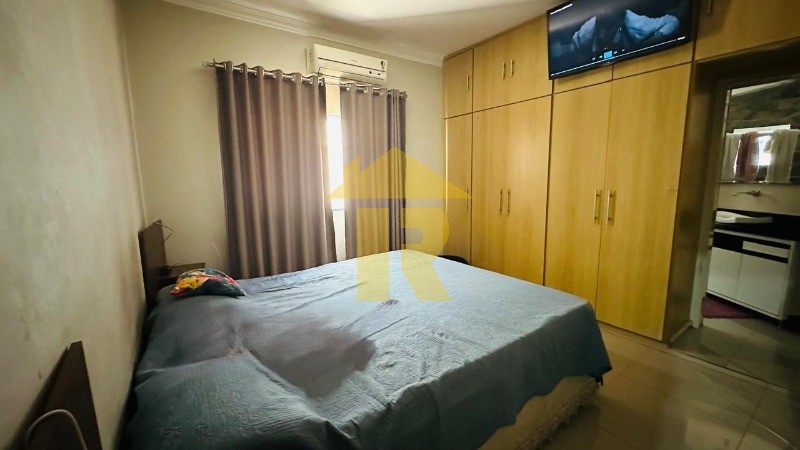 Casa com 3 quartos à venda, 260m² — foto 5 de 13