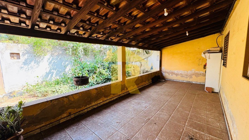 Casa com 2 quartos à venda, 190m² — foto 5 de 12