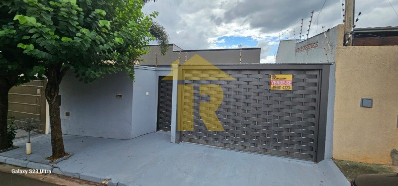 Casa com 2 quartos à venda, 100m² — foto 1 de 17