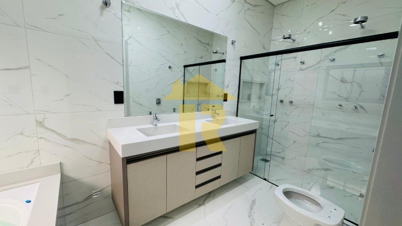 Casa de Condomínio com 3 quartos à venda, 220m² — foto 12 de 28