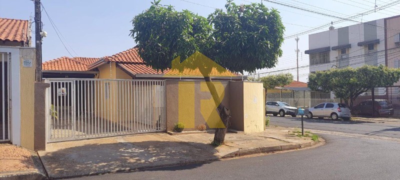 Casa com 2 quartos à venda, 220m² — foto 1 de 33