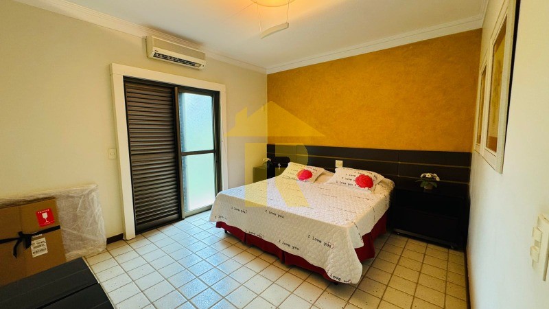 Casa de Condomínio com 4 quartos à venda, 370m² — foto 20 de 42