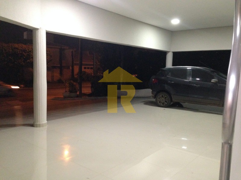 Casa de Condomínio com 4 quartos à venda, 800m² — foto 2 de 31