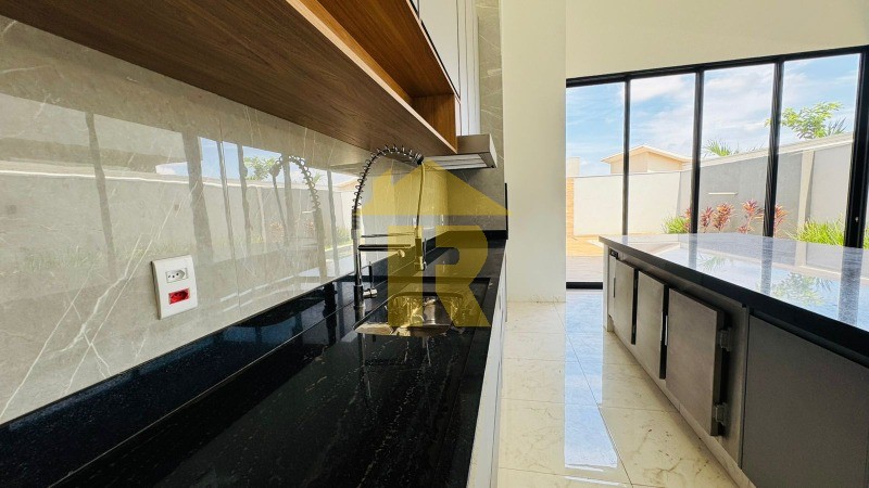 Casa de Condomínio com 3 quartos à venda, 433m² — foto 18 de 23