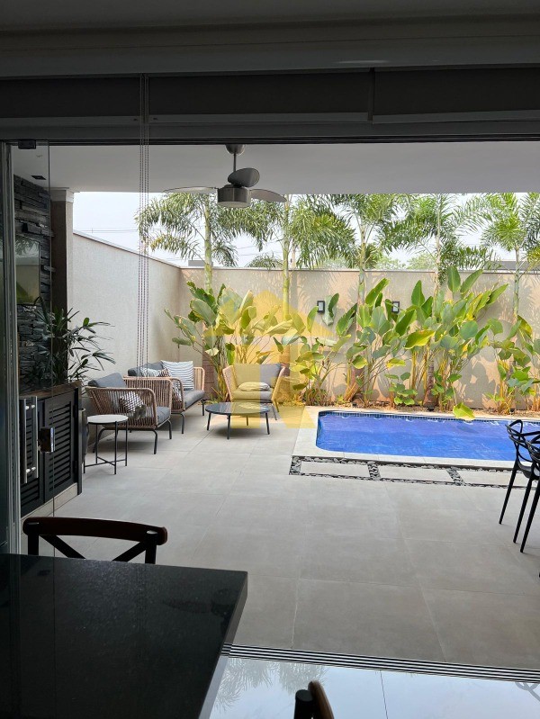 Casa de Condomínio com 2 quartos à venda, 200m² — foto 21 de 29