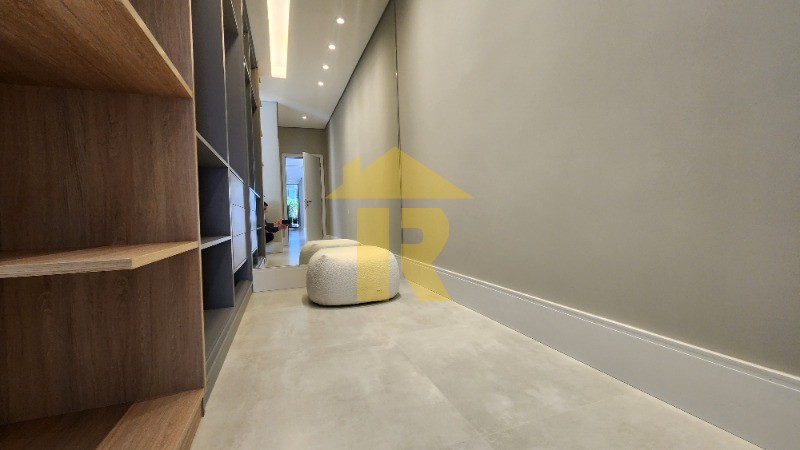 Casa com 6 quartos à venda — foto 20 de 50