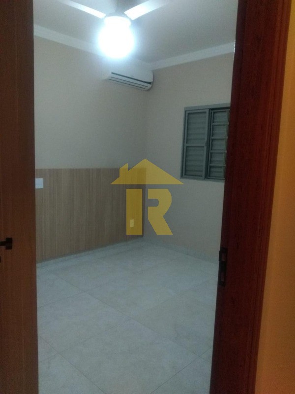 Casa com 2 quartos à venda, 220m² — foto 20 de 33