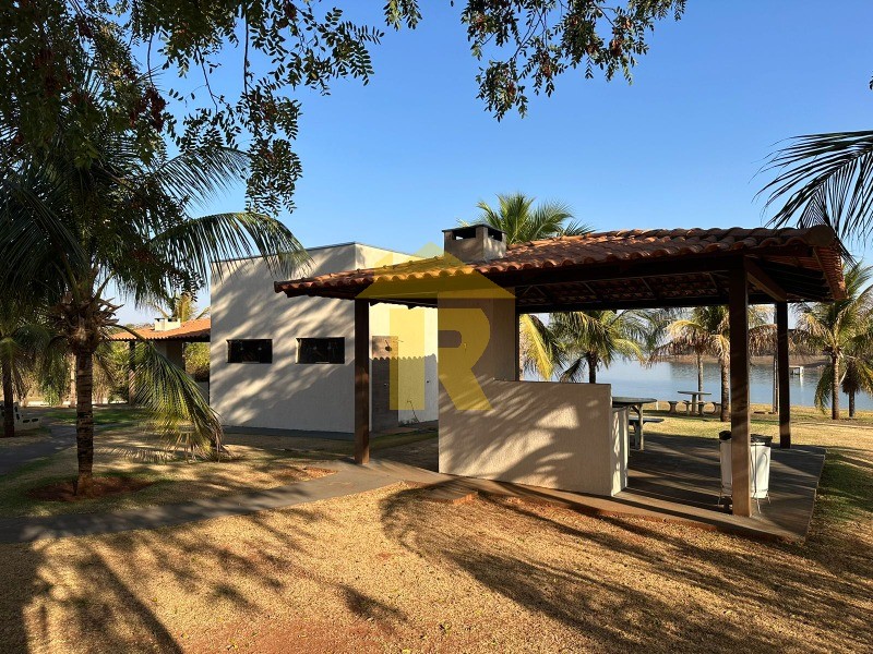 Terreno / Lote / Condomínio  à venda, 980m² — foto 6 de 10