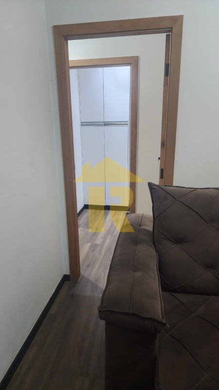 Casa de Condomínio com 3 quartos à venda, 180m² — foto 9 de 18