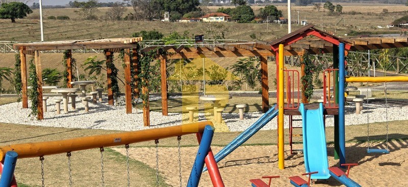 Terreno / Lote / Condomínio  à venda, 200m² — foto 5 de 9