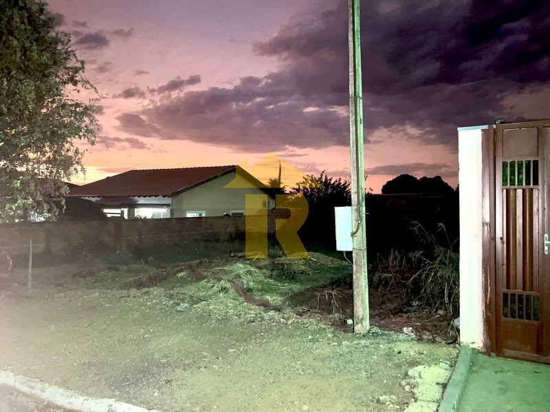 Terreno / Lote / Condomínio  à venda, 825m² — foto 2 de 9