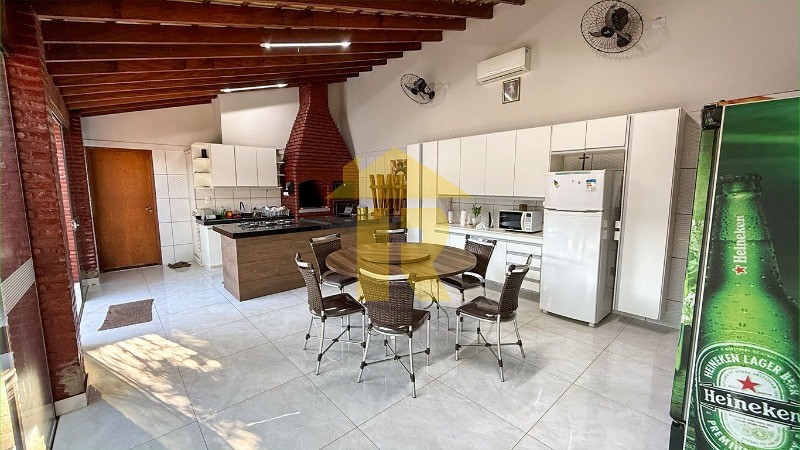 Casa de Condomínio com 3 quartos à venda, 350m² — foto 16 de 40