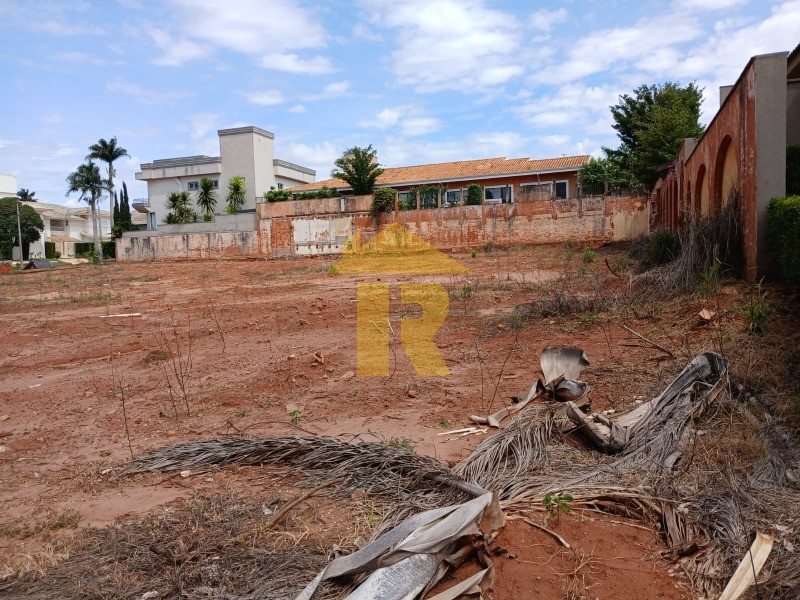 Terreno / Lote / Condomínio  à venda, 900m² — foto 4 de 19