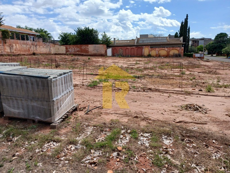 Terreno / Lote / Condomínio  à venda, 1000m² — foto 2 de 19