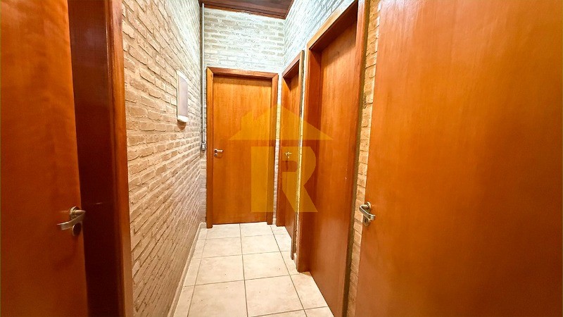 Casa de Condomínio com 3 quartos à venda, 230m² — foto 9 de 41