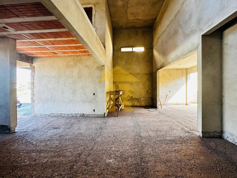 Casa de Condomínio com 3 quartos à venda, 218m² — foto 9 de 22