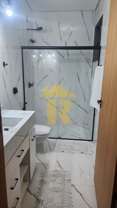 Casa de Condomínio com 3 quartos à venda, 180m² — foto 11 de 18