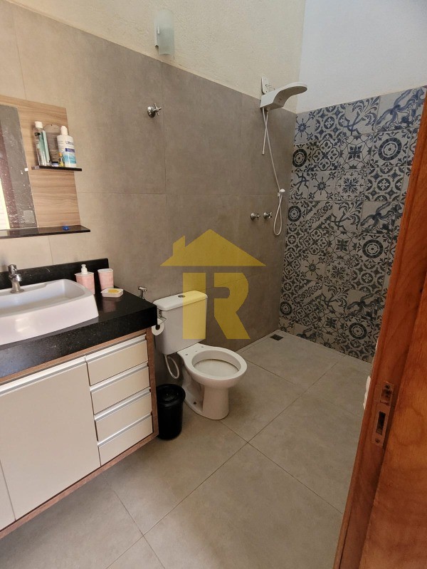 Casa com 3 quartos à venda, 136m² — foto 8 de 9