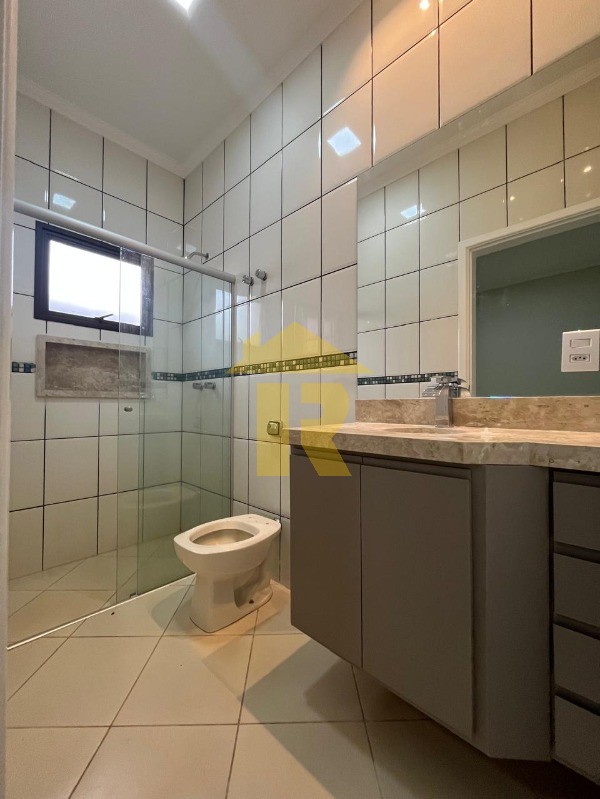 Casa de Condomínio com 3 quartos à venda e aluguel, 210m² — foto 9 de 25