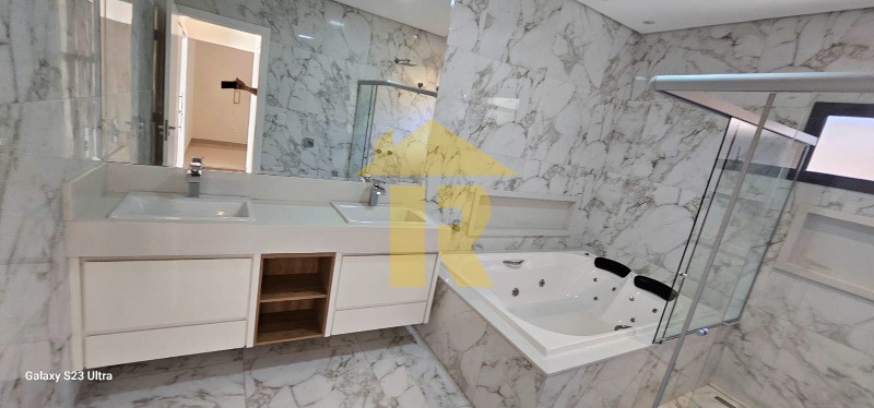 Casa de Condomínio com 3 quartos à venda, 285m² — foto 10 de 28