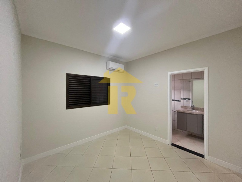 Casa de Condomínio com 3 quartos à venda e aluguel, 210m² — foto 7 de 25